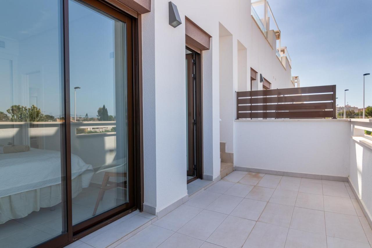 Bahia Homes Torrevieja Bagian luar foto