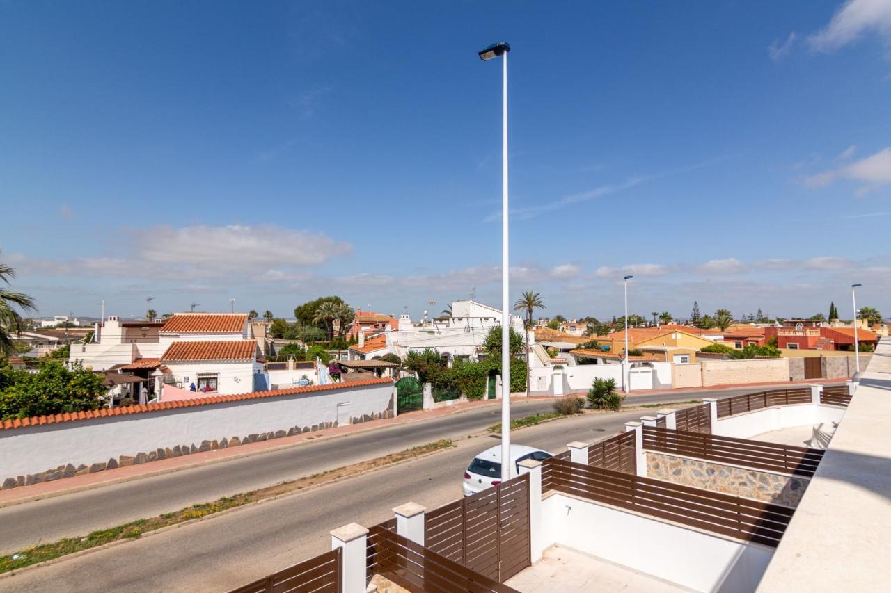 Bahia Homes Torrevieja Bagian luar foto